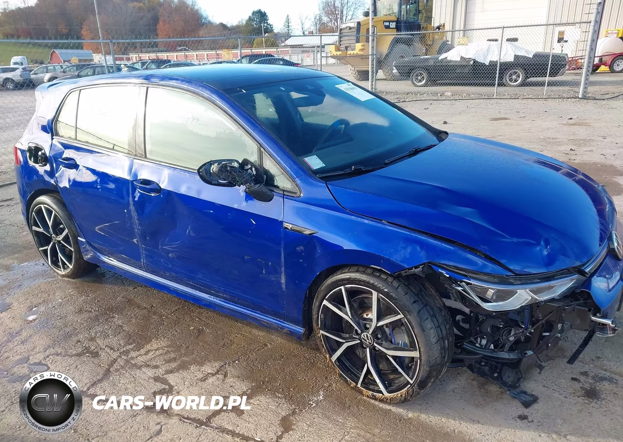 2024 Volkswagen Golf R 2.0T – zdjęcie 1 z 11