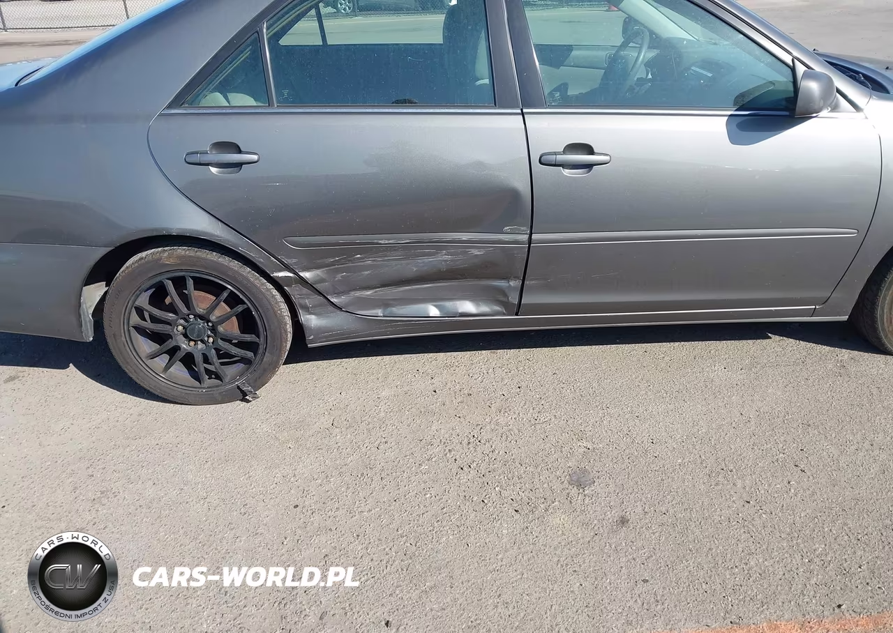 2005 Toyota Camry Le VIN:4T1BE32K95U557561 - 6