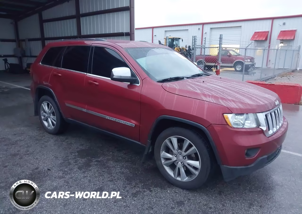 2013 Jeep Grand Cherokee Laredo – zdjęcie 1 z 17