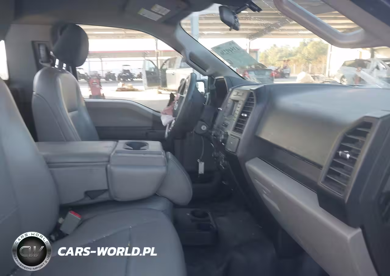 2019 Ford F150 VIN:1FTMF1CB0KKE98596 - 5