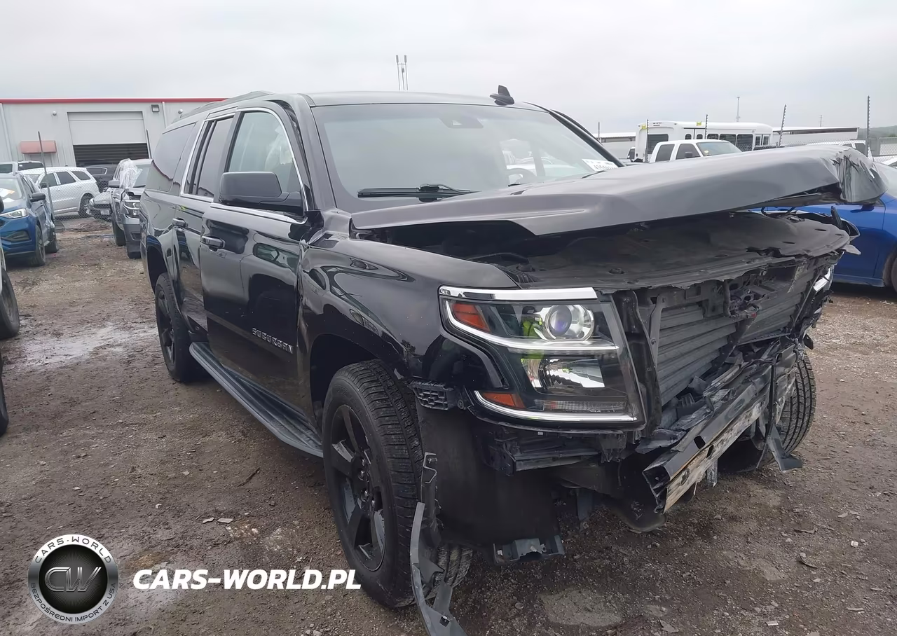 2017 Chevrolet Suburban Lt – zdjęcie 1 z 17