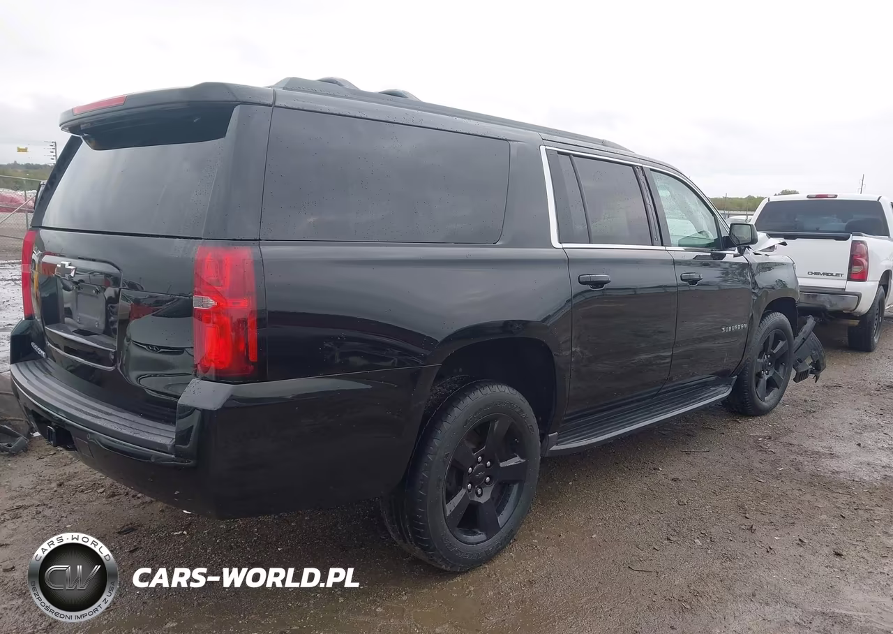 2017 Chevrolet Suburban Lt VIN:1GNSCHKC0HR283570 - 4