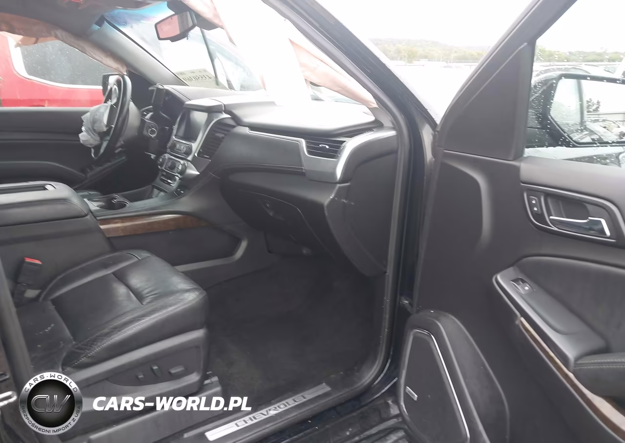2017 Chevrolet Suburban Lt VIN:1GNSCHKC0HR283570 - 5