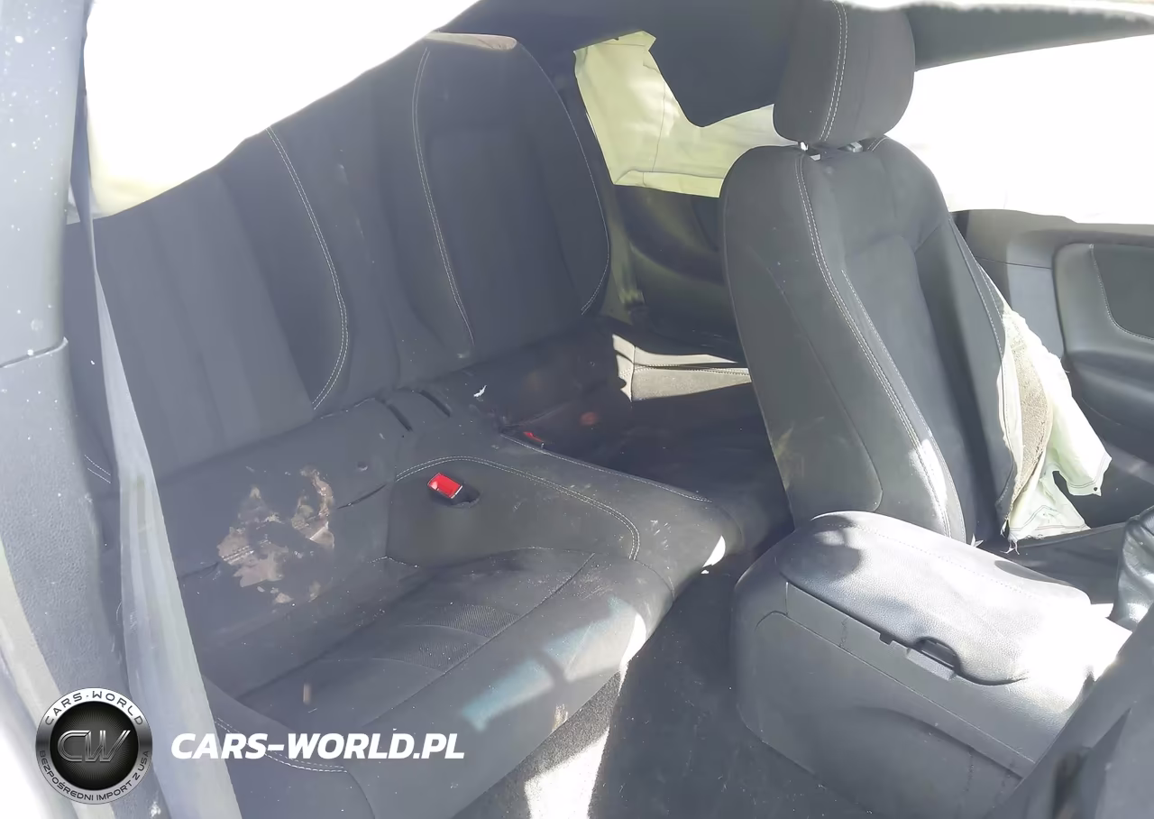 2019 Ford Mustang Ecoboost VIN:1FA6P8TH4K5143843 - 8