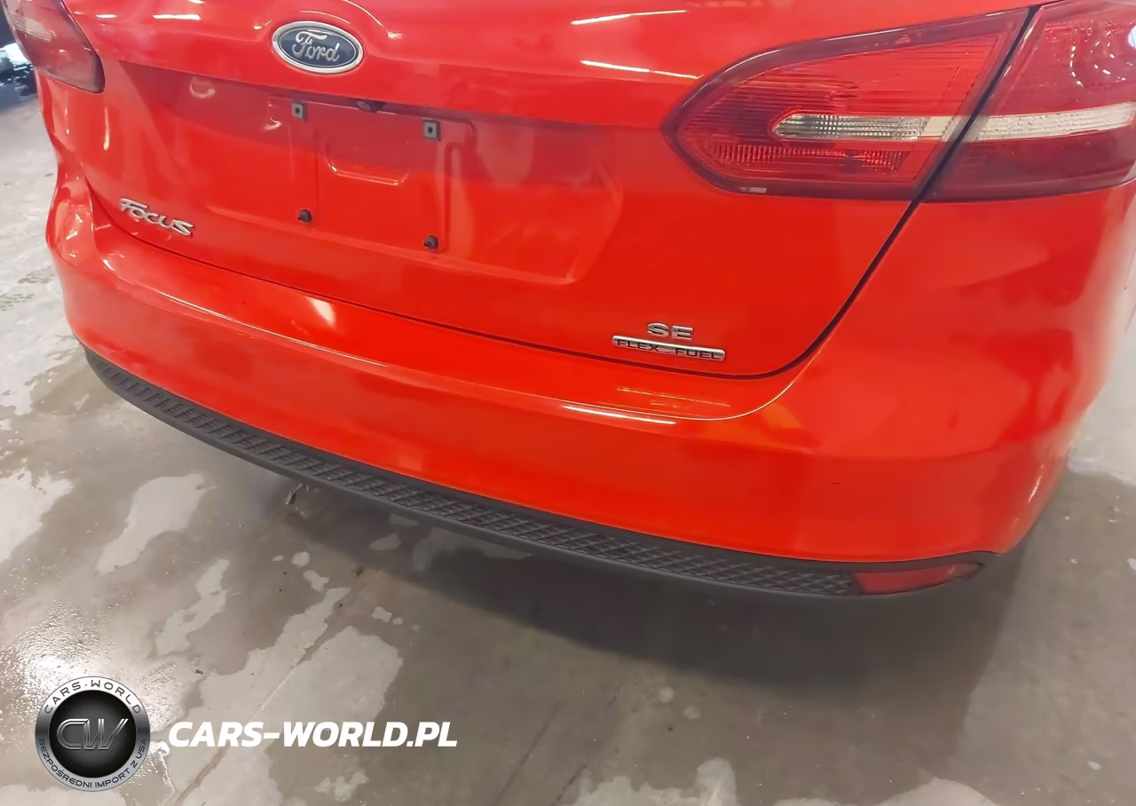 2016 Ford Focus Se VIN:1FADP3F21GL348380 - 18