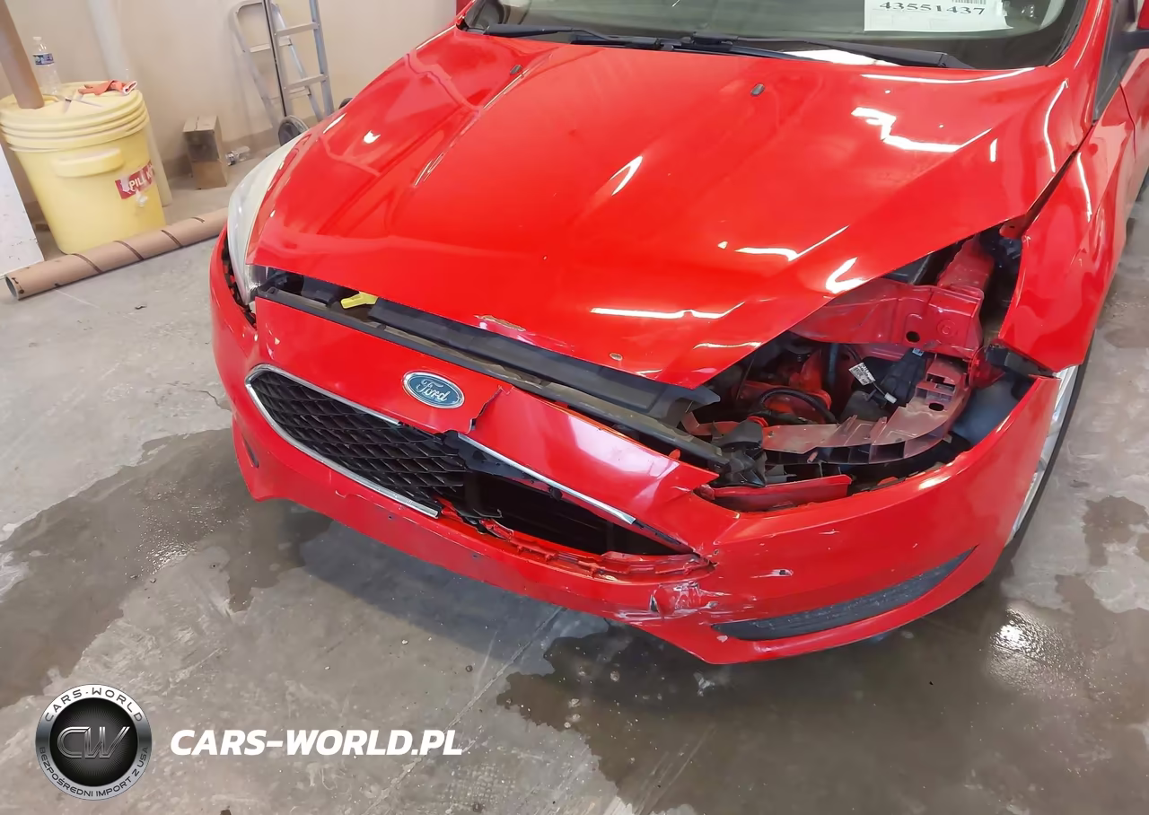 2016 Ford Focus Se VIN:1FADP3F21GL348380 - 6