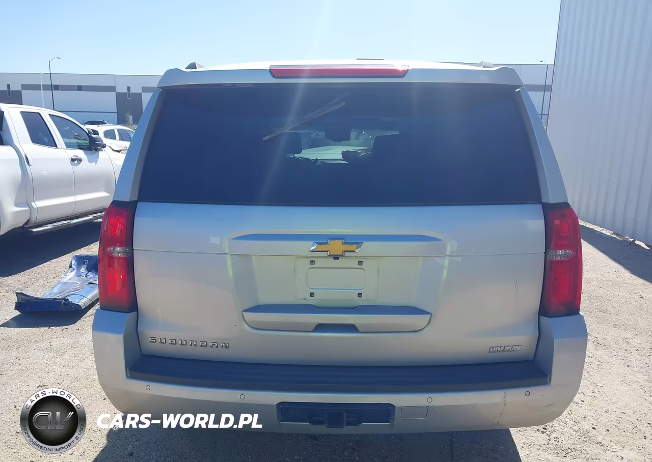 2018 Chevrolet Suburban Lt VIN:1GNSCHKC6JR398132 - 14