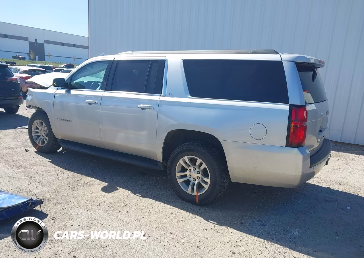 2018 Chevrolet Suburban Lt VIN:1GNSCHKC6JR398132 - 3
