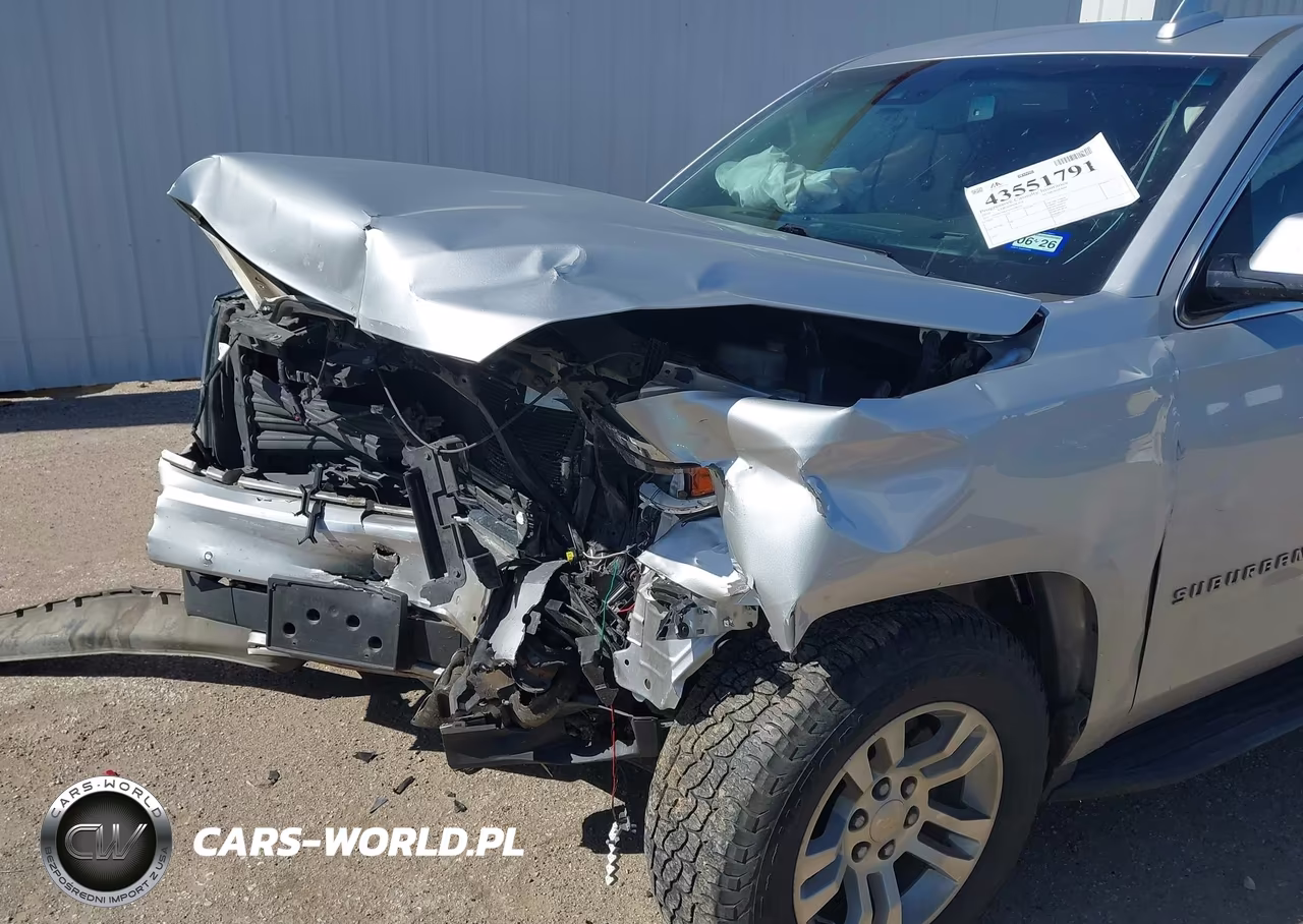 2018 Chevrolet Suburban Lt VIN:1GNSCHKC6JR398132 - 5