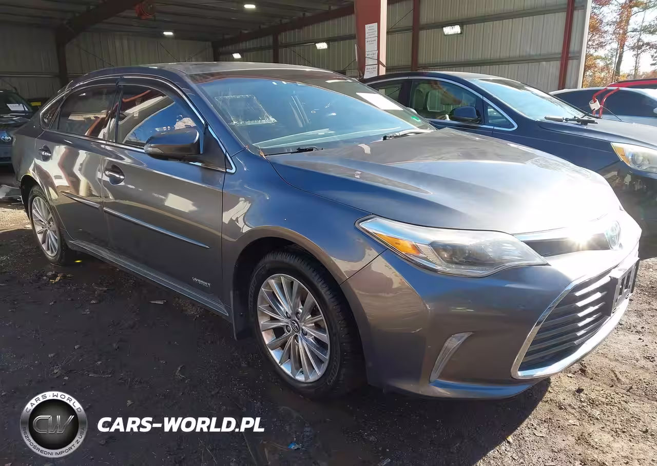 2018 Toyota Avalon Hybrid Limited