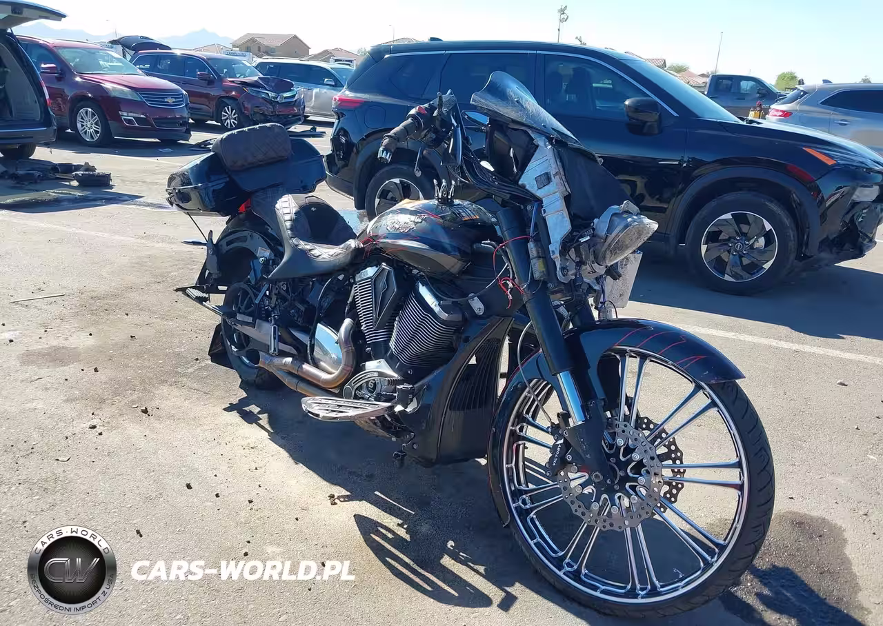 2015 Victory Motorcycles Magnum X-1