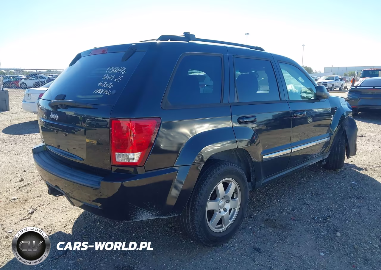 2010 Jeep Grand Cherokee Laredo VIN:1J4PR4GK2AC120606 - 4