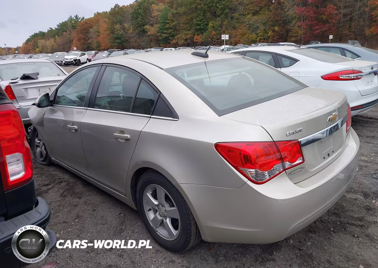 2016 Chevrolet Cruze Limited 1Lt Auto VIN:1G1PE5SB6G7110332 - 3