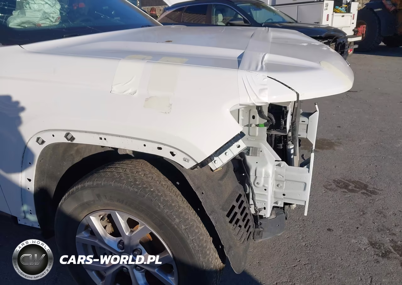 2024 Jeep Grand Cherokee L Limited 4X4 VIN:1C4RJKBG8R8531200 - 12