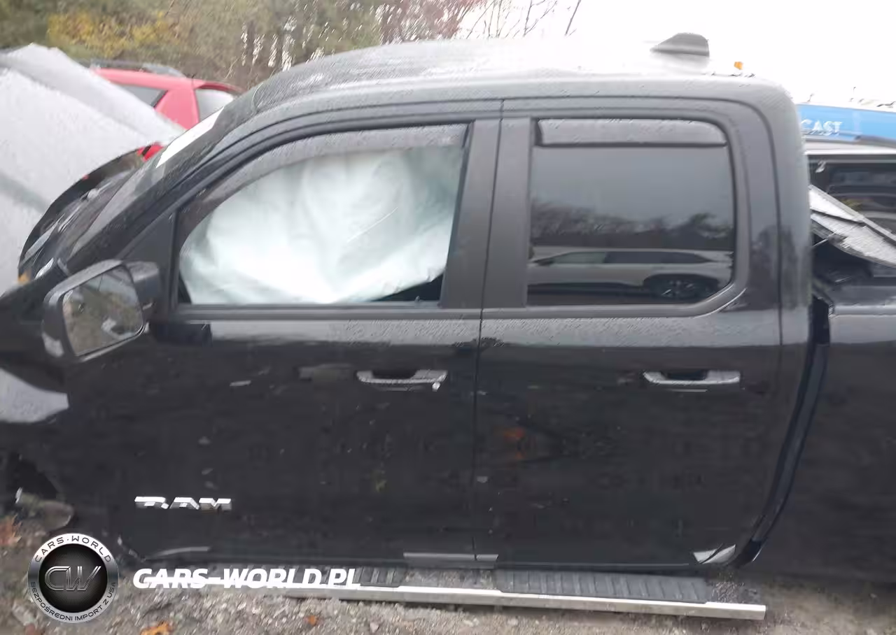 2021 Ram 1500 VIN:1C6RRFBG8MN556115 - 14
