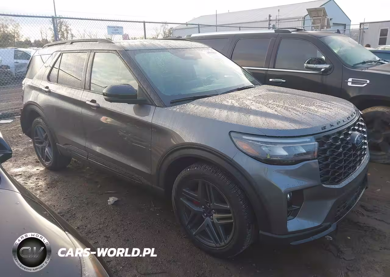 2025 Ford Explorer St