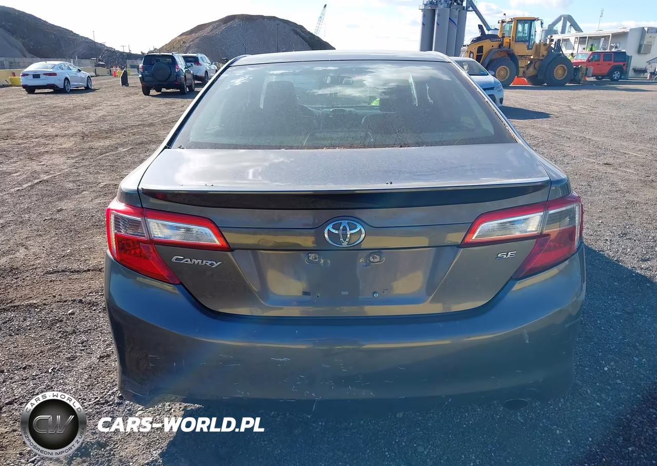 2013 Toyota Camry Se VIN:4T1BF1FK7DU270374 - 16