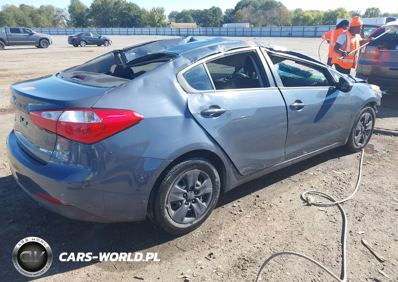2016 Kia Forte Lx VIN:KNAFK4A66G5563482 - 4