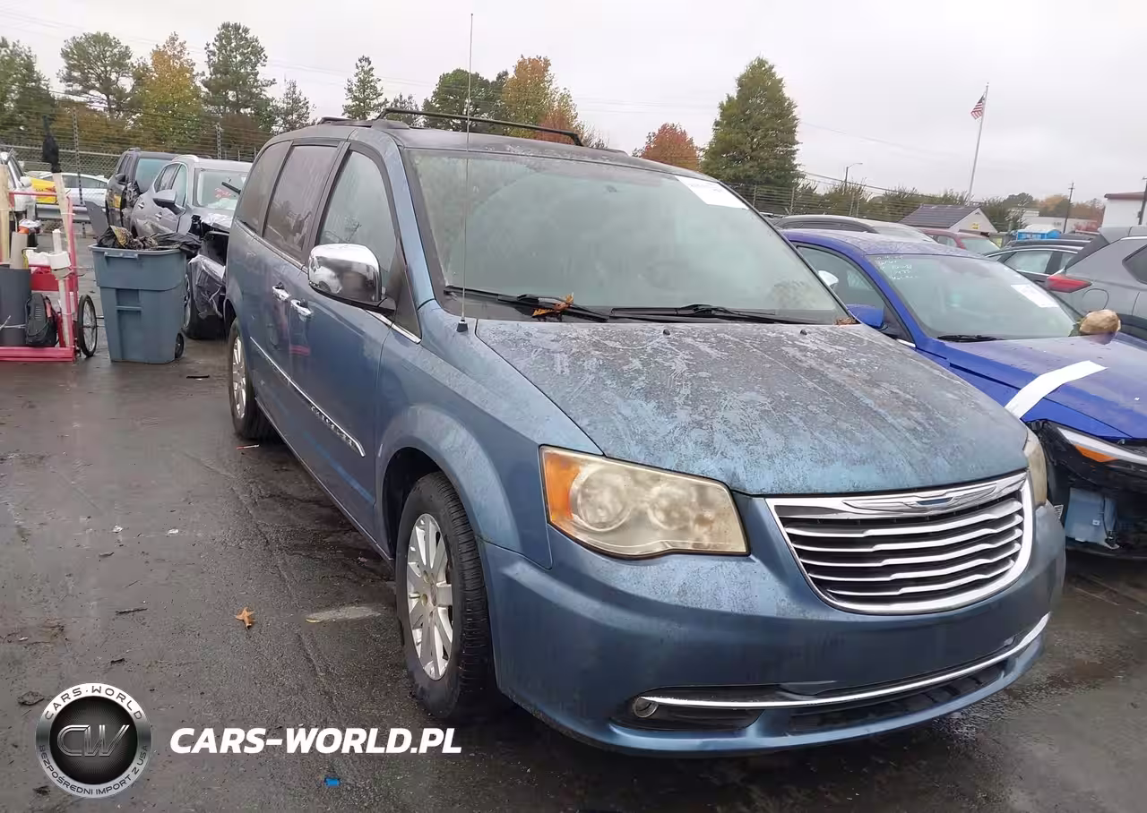 2012 Chrysler Town & Country Touring-L