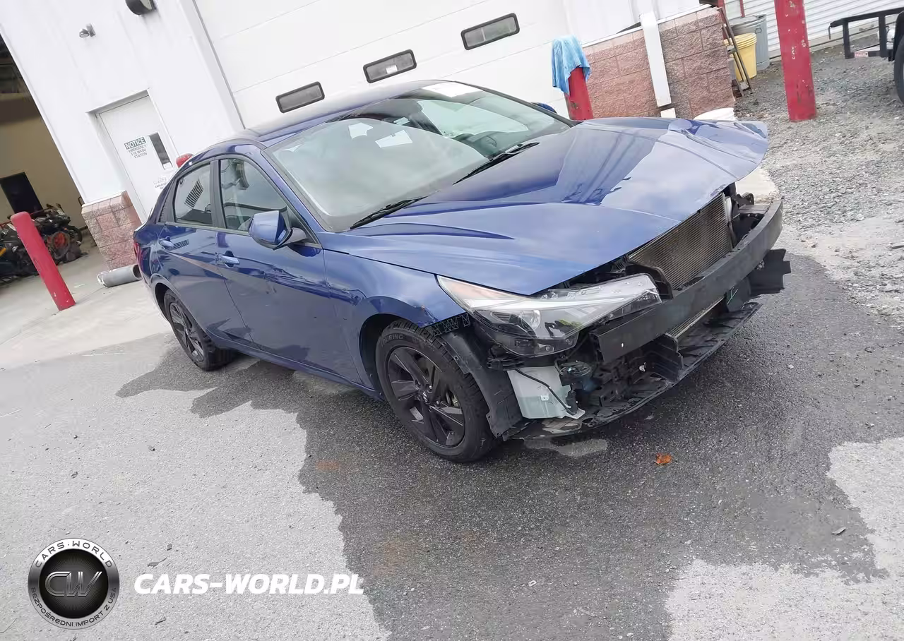 2022 Hyundai Elantra Sel