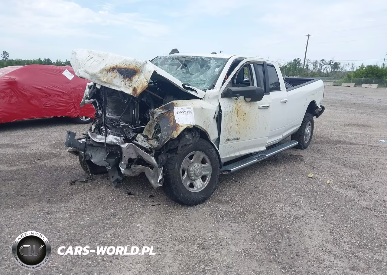 2019 Ram 3500 Big Horn 4X4 8' Box VIN:3C63R3HL3KG696121 - 2