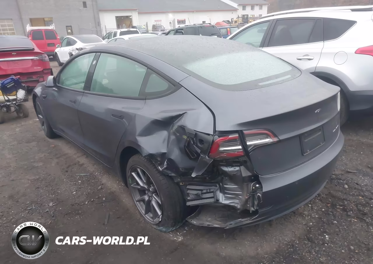 2022 Tesla Model 3 Long Range Dual Motor All-Wheel Drive VIN:5YJ3E1EB5NF181927 - 3