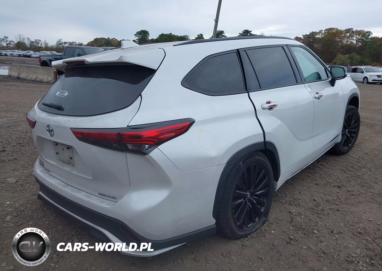 2023 Toyota Highlander Xse VIN:5TDKDRBH1PS015697 - 4