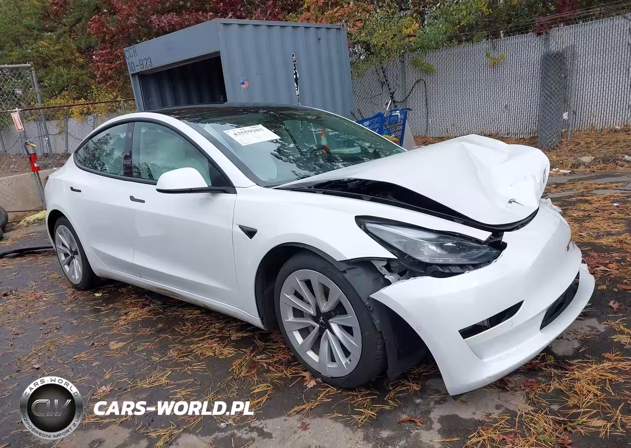 2021 Tesla Model 3 Standard Range Plus Rear-Wheel Drive