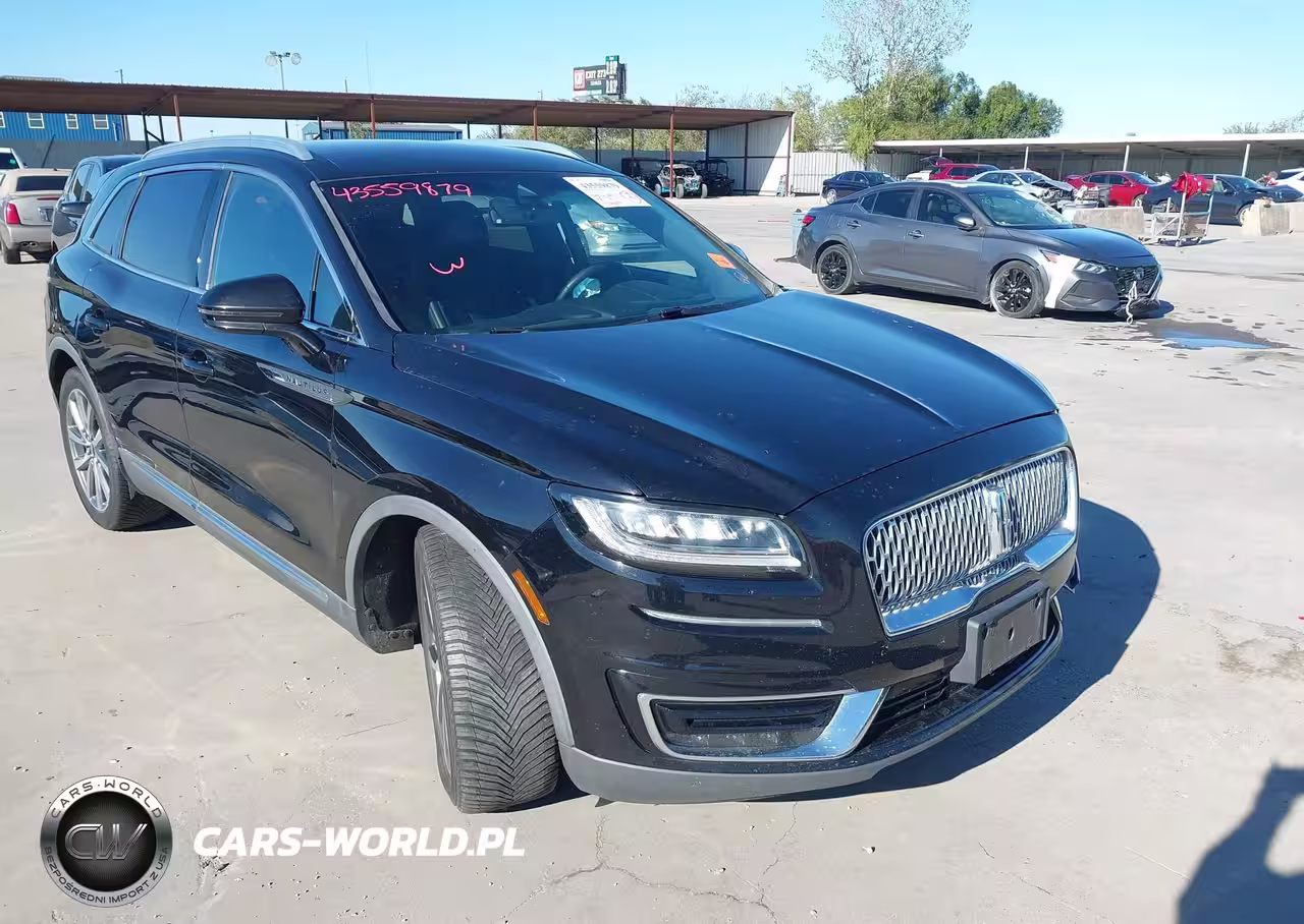 2019 Lincoln Nautilus Select