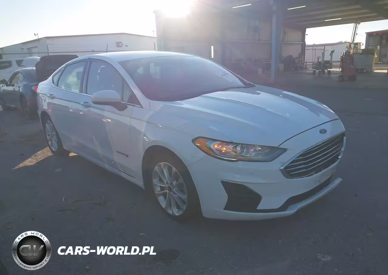 2019 Ford Fusion Hybrid Se