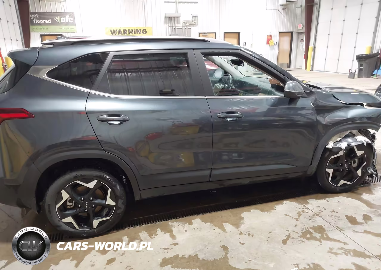 2025 Kia Seltos Ex VIN:KNDERCAA1S7698956 - 13