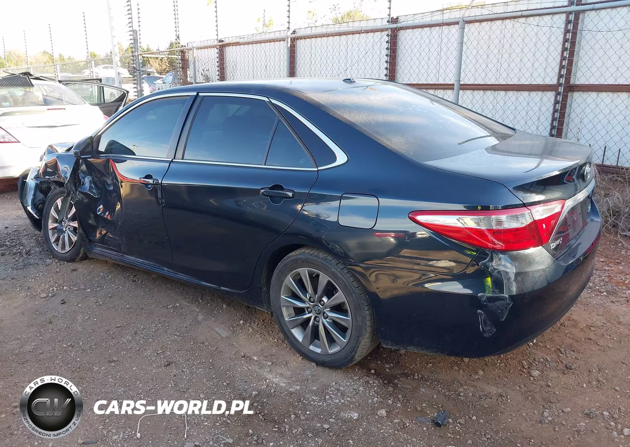 2017 Toyota Camry Xle VIN:4T1BF1FK6HU419072 - 3