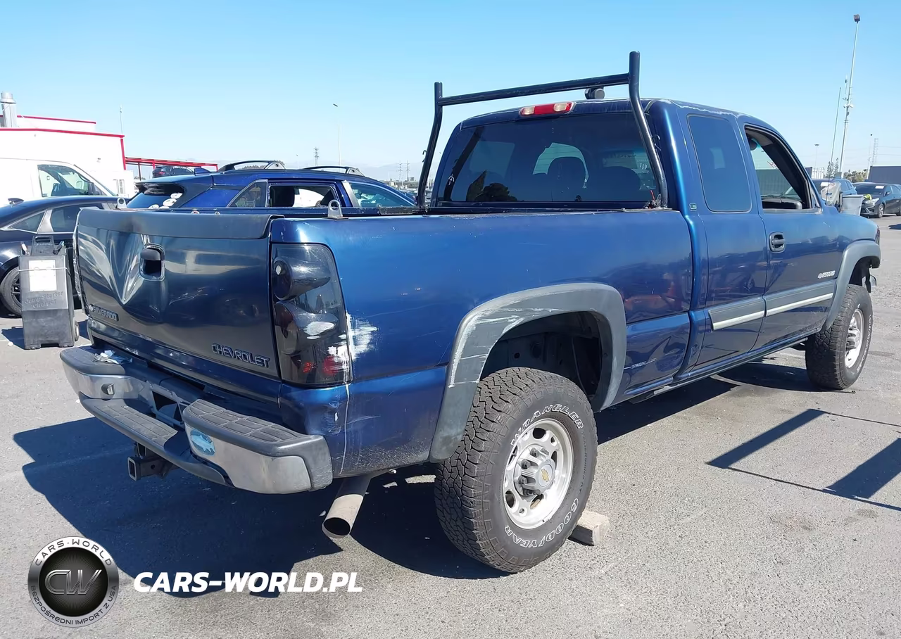 2003 Chevrolet Silverado 2500Hd Ls VIN:1GCHC29U03E294860 - 4