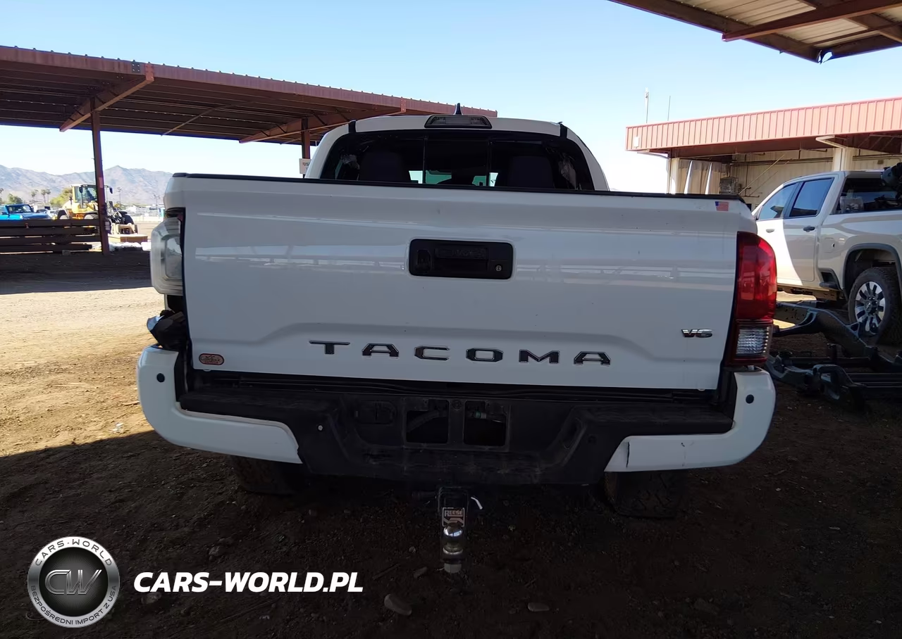 2018 Toyota Tacoma Trd Off Road VIN:3TMCZ5ANXJM155129 - 16