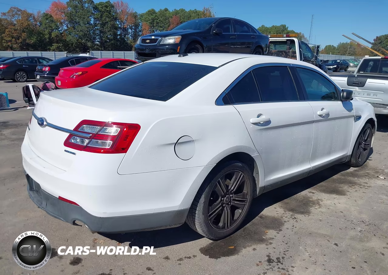 2013 Ford Taurus Se VIN:1FAHP2D86DG170036 - 4