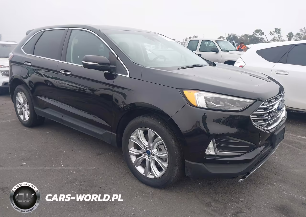 2022 Ford Edge Titanium