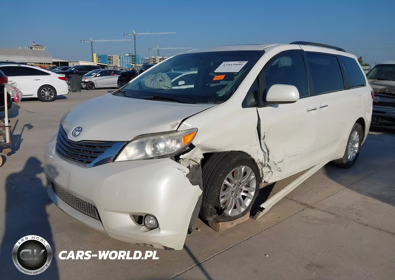 2015 Toyota Sienna Xle 8 Passenger VIN:5TDYK3DCXFS662354 - 2