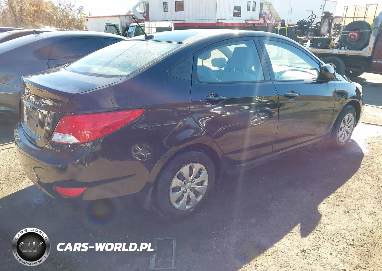2017 Hyundai Accent Se VIN:KMHCT4AE4HU264862 - 4
