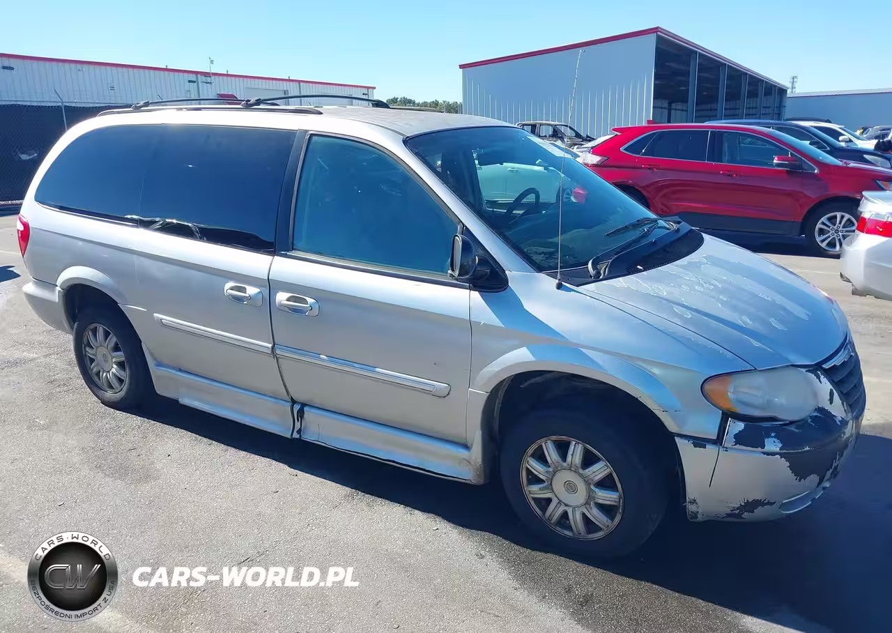 2006 Chrysler Town & Country Touring