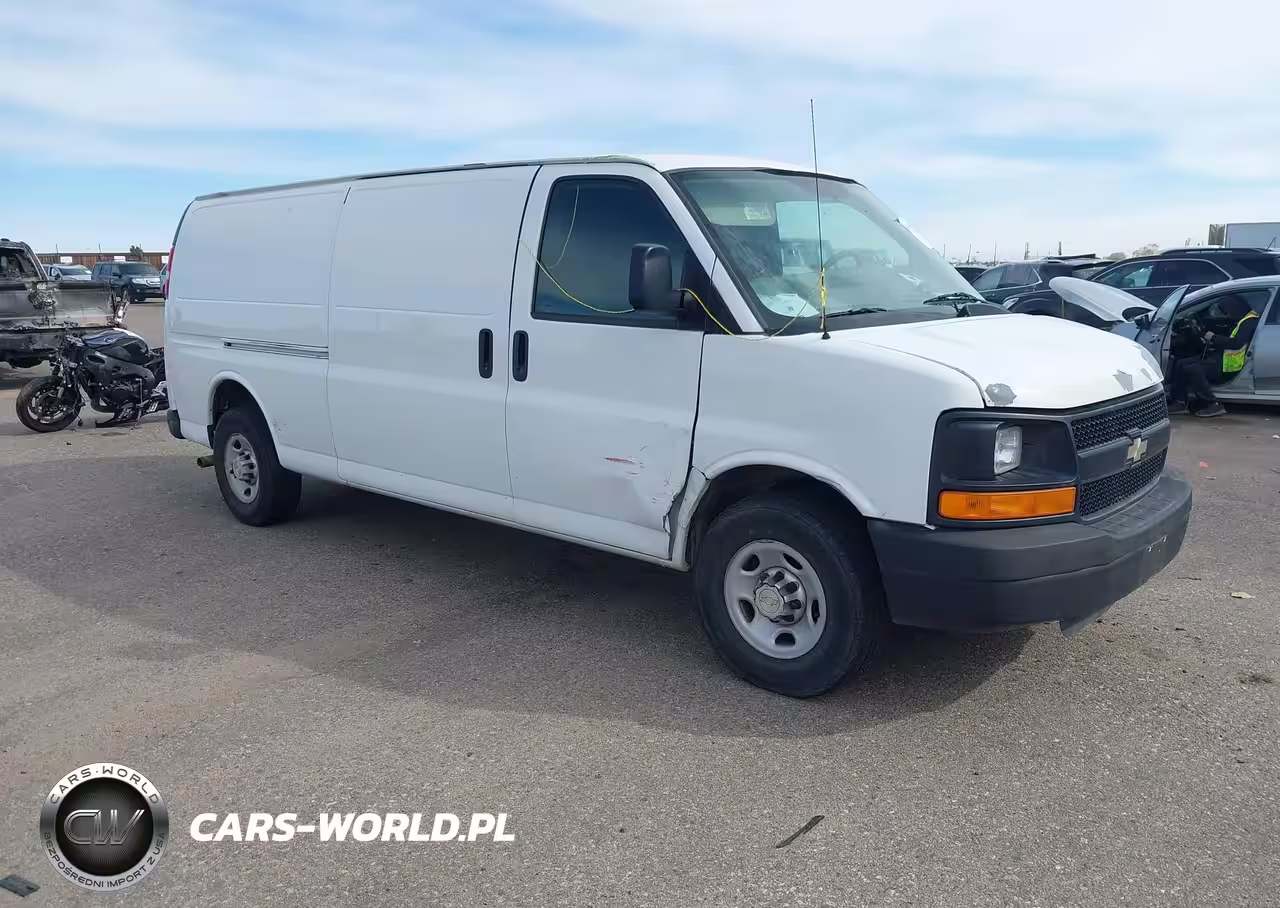 2009 Chevrolet Express 3500 Work Van