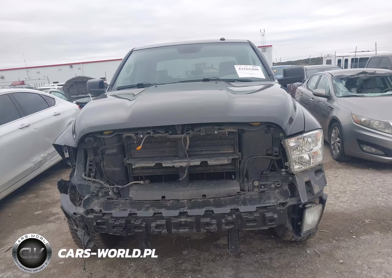 2017 Ram 1500 Express 4X4 5'7 Box VIN:3C6RR7KT2HG723991 - 12