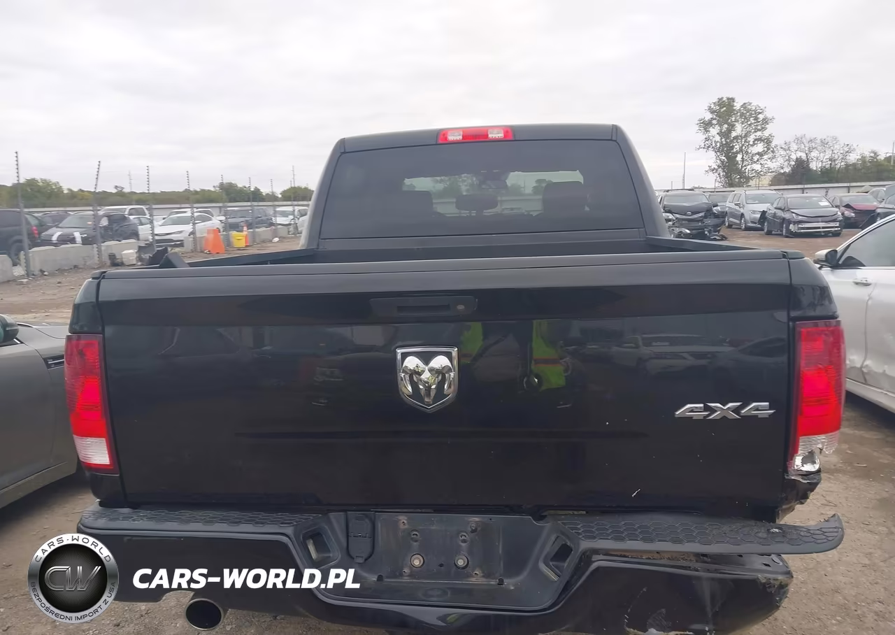 2017 Ram 1500 Express 4X4 5'7 Box VIN:3C6RR7KT2HG723991 - 16