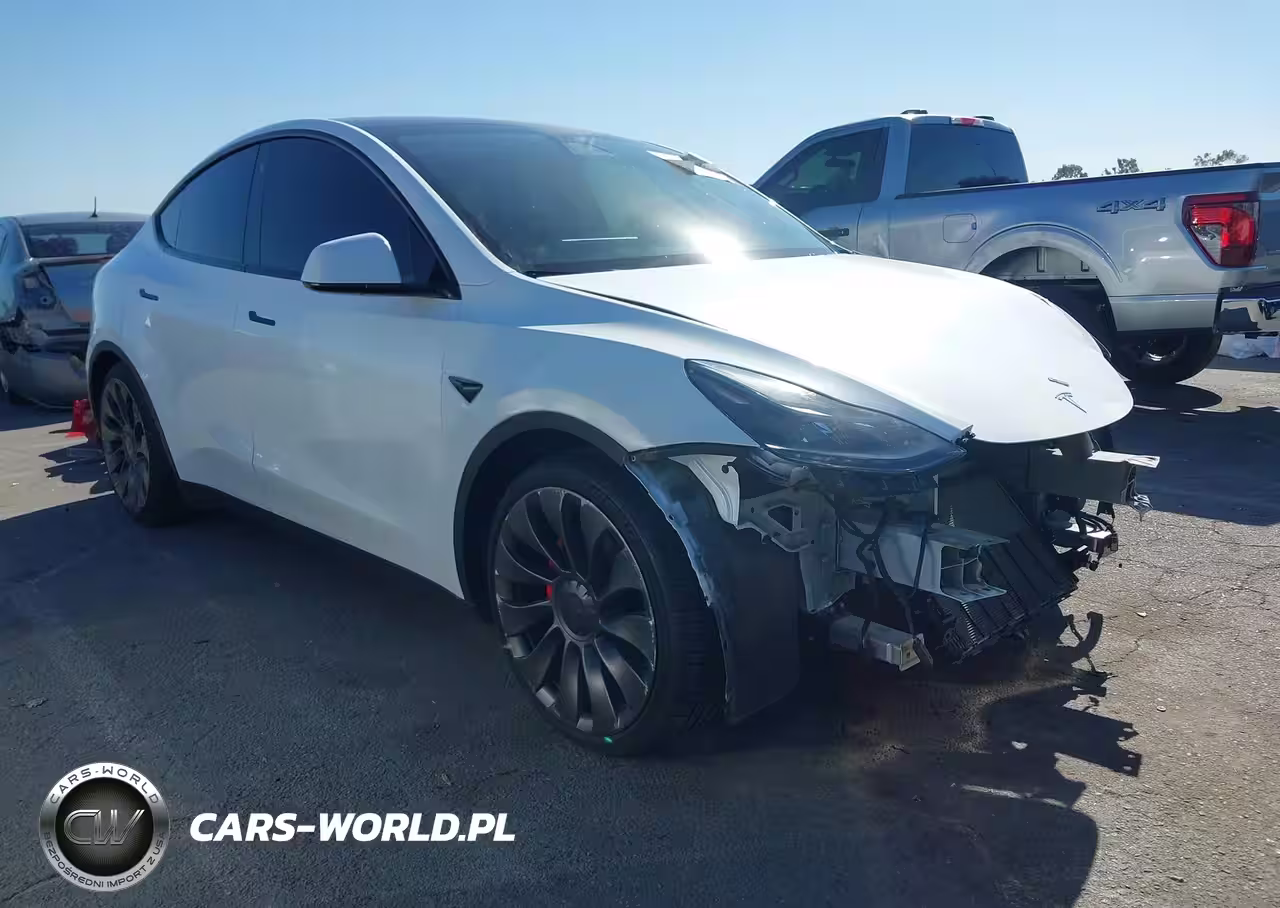 2022 Tesla Model Y Performance Dual Motor All-Wheel Drive