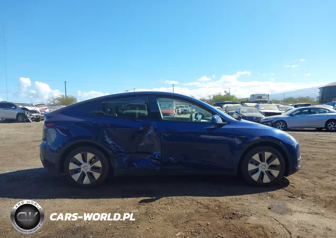2022 Tesla Model Y Long Range Dual Motor All-Wheel Drive VIN:7SAYGDEE0NF367308 - 12