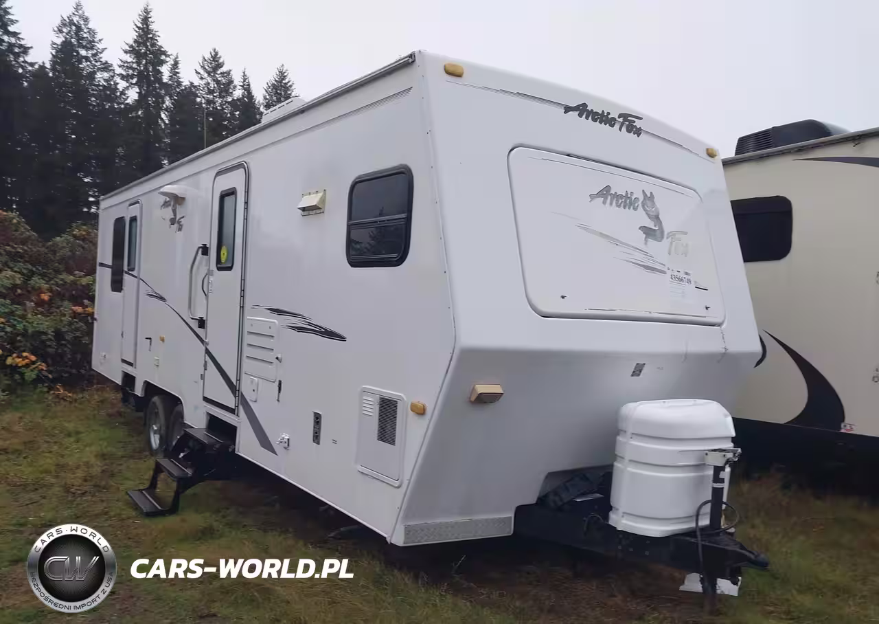 2004 Nash Arctic Fox