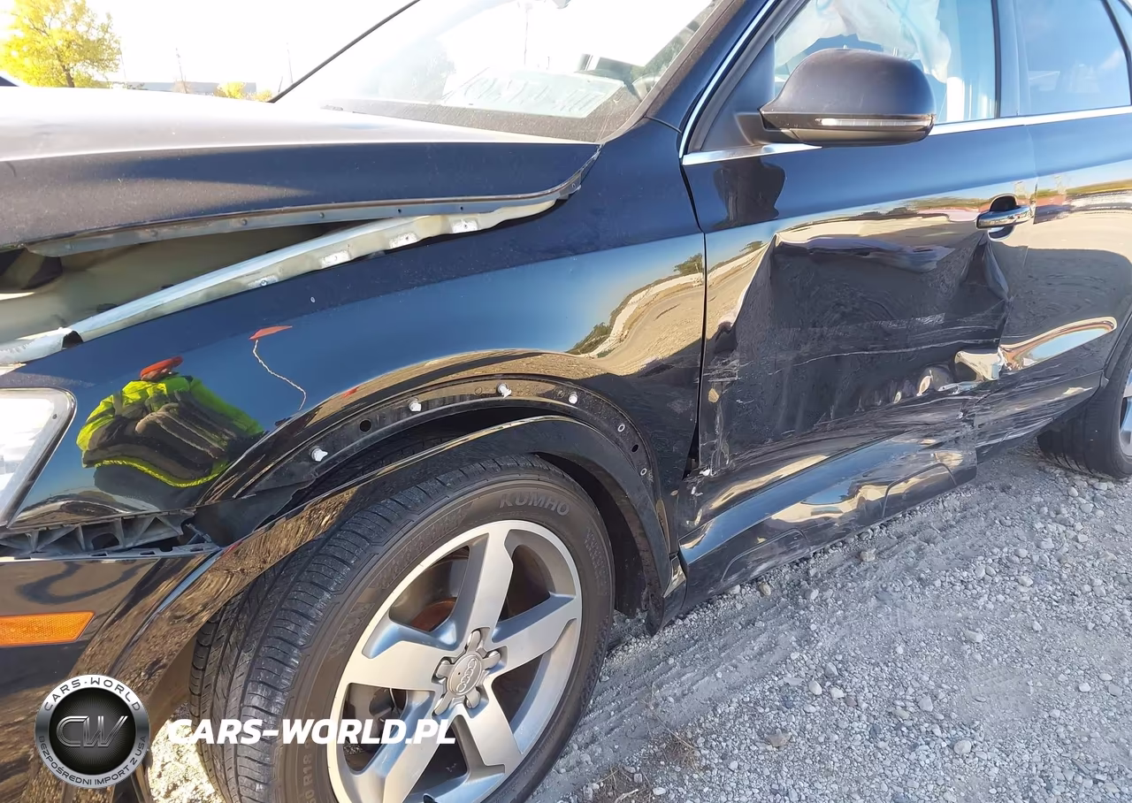 2015 Audi Q3 2.0T Premium Plus VIN:WA1EFCFS0FR000948 - 6