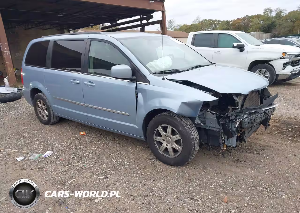 2012 Chrysler Town & Country Touring