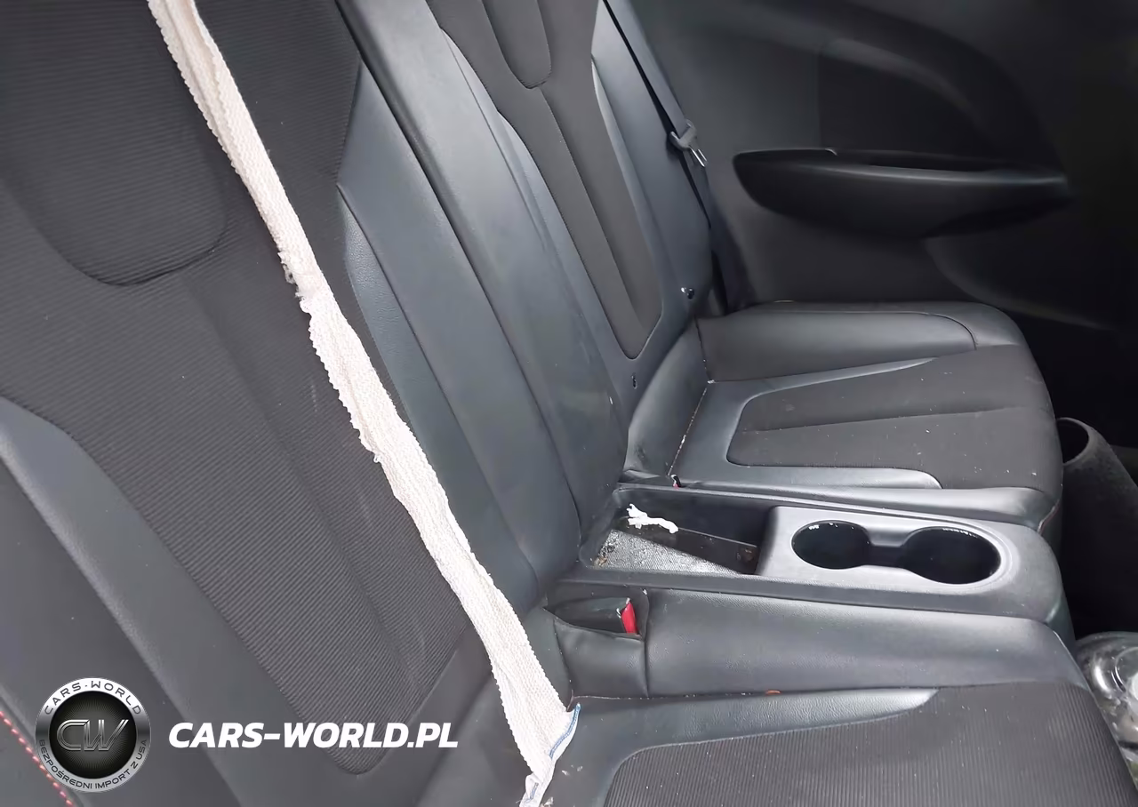 2019 Hyundai Veloster 2.0 Premium VIN:KMHTG6AF0KU012056 - 8