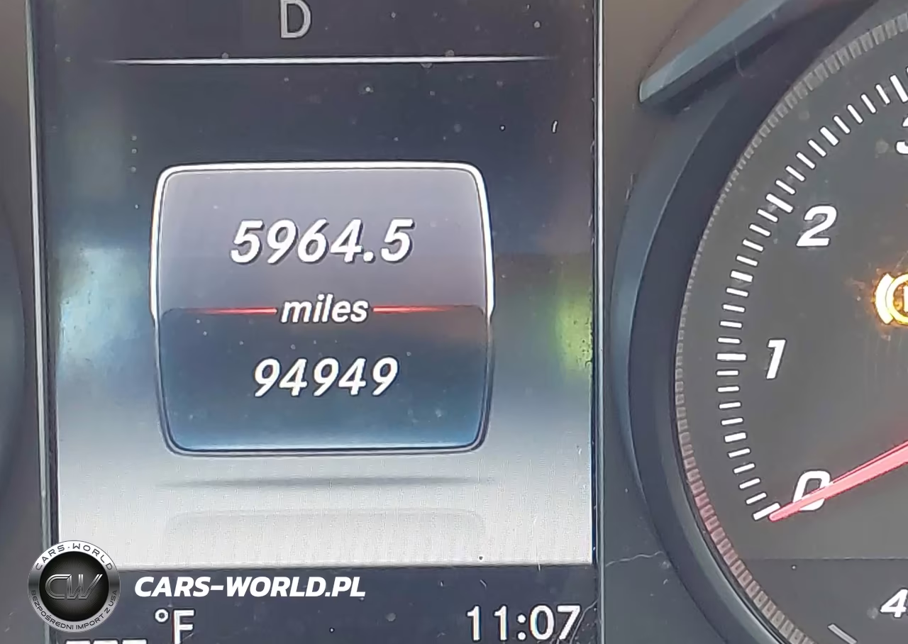 2017 Mercedes-Benz C 300 4Matic VIN:55SWF4KBXHU186883 - 15