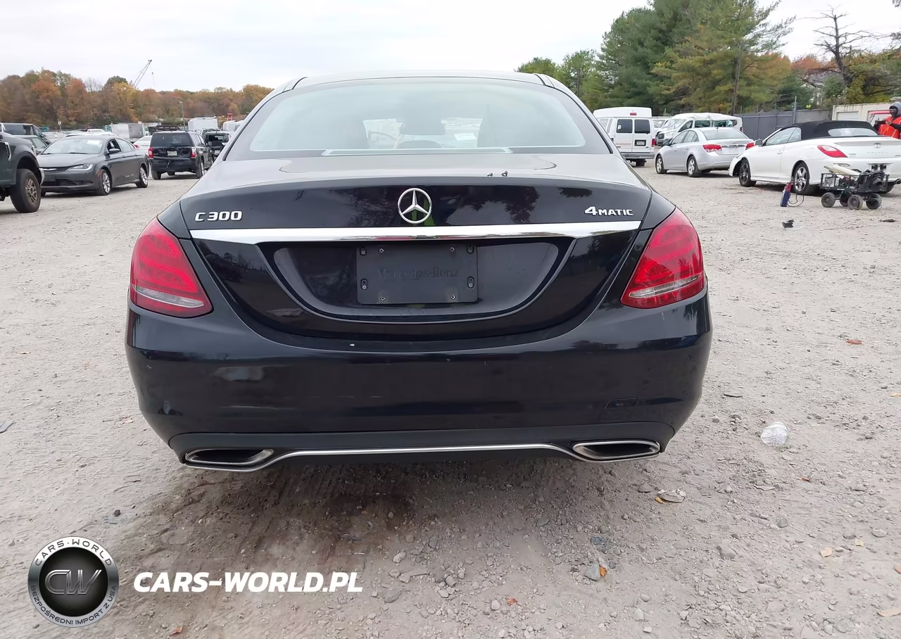 2017 Mercedes-Benz C 300 4Matic VIN:55SWF4KBXHU186883 - 16